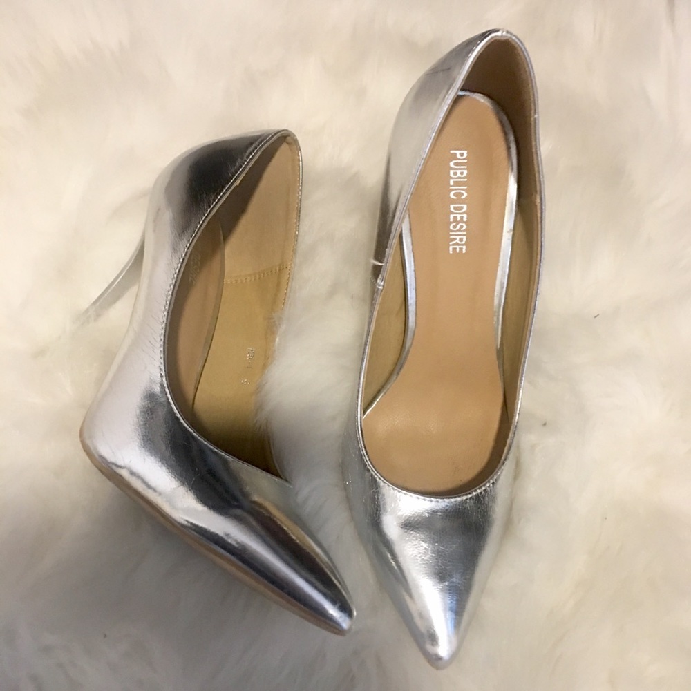Silver pointed heels